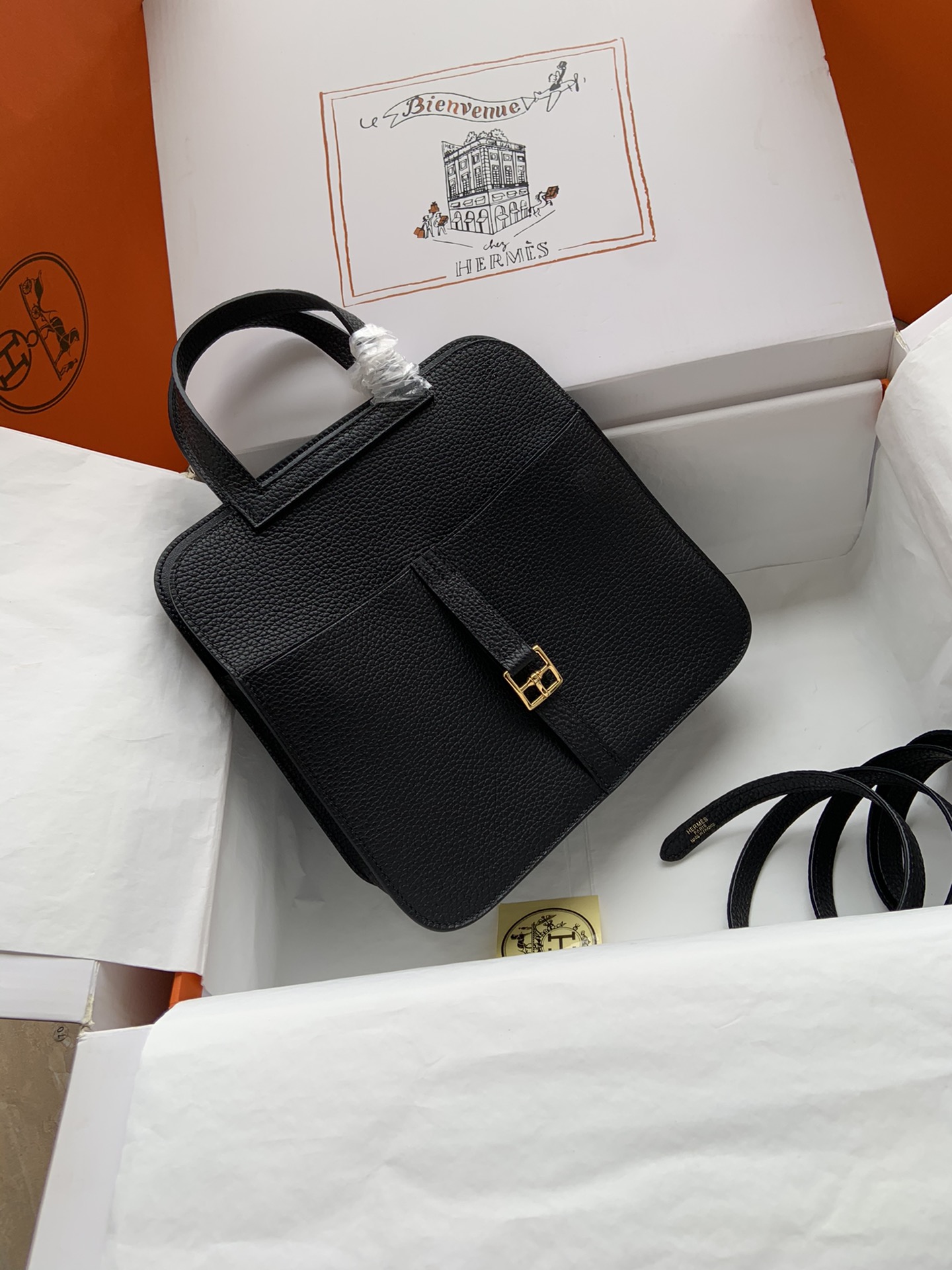 Hermes Halzan 25 Handbag Shoulder Bag In Black Clemence Leather